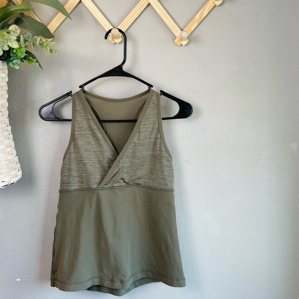 Lululemon Athletica WMNS XS/Small Olive Khaki Army Green V Neck Mesh Back Tank